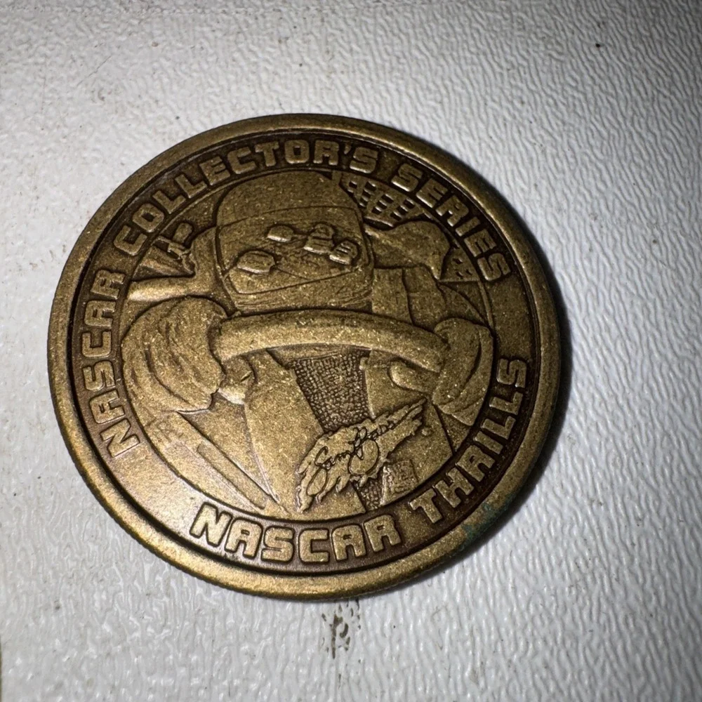 Nascar Collector Series 1st Edition PURSUIT Challenge Coin And Thrills